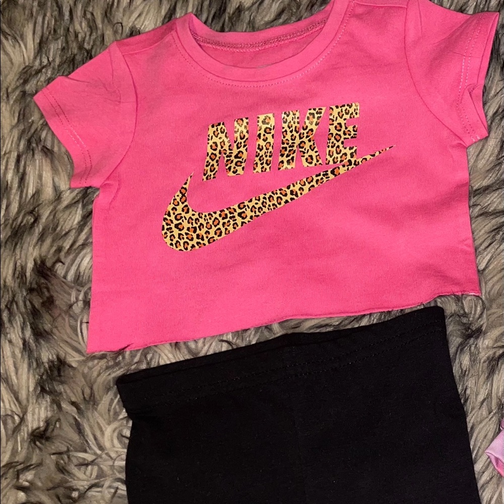 Cheetah Nike Set